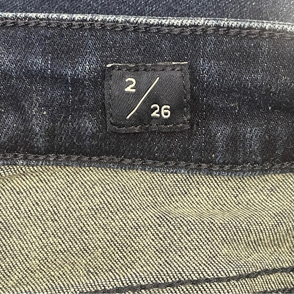 Lucky Brand size 2 Women's Blue Jeans - mint condition - Picture 6 of 7